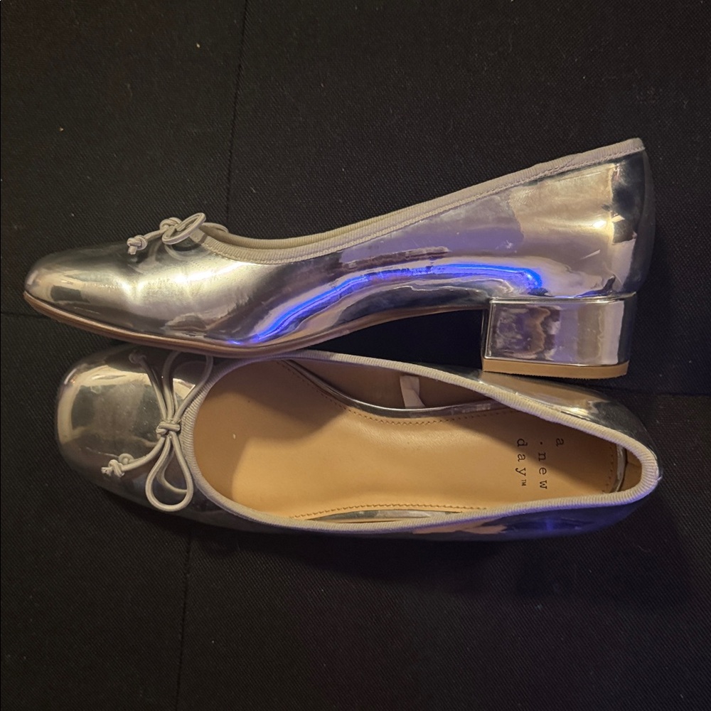 A New Day Silver Women's Ballet Flats - Picture 4 of 7